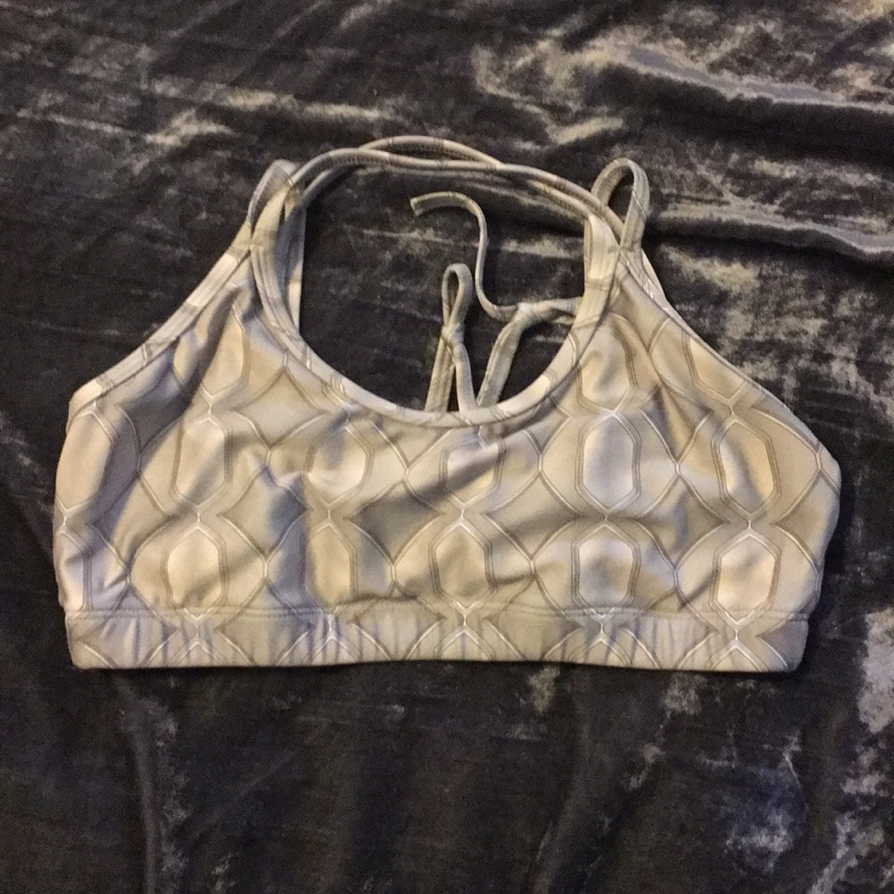 Sports bra